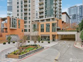 10650 NE 9th Place 1423, Bellevue WA 98004