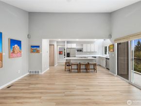 6021 158th Place NE, Redmond WA 98052