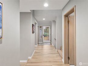 6021 158th Place NE, Redmond WA 98052