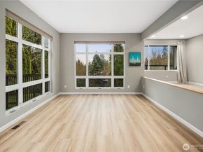 6021 158th Place NE, Redmond WA 98052