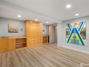 6021 158th Place NE, Redmond WA 98052