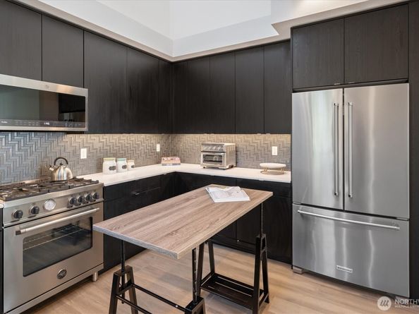 551 28th Avenue, Seattle WA 98122