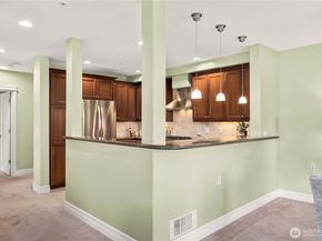 2551 Thorndyke Avenue W 102, Seattle WA 98199