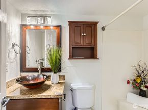 14547 NE 40th St J302, Bellevue WA 98007