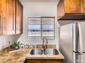 14547 NE 40th St J302, Bellevue WA 98007