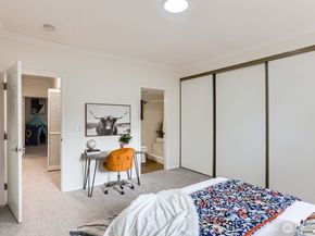 14547 NE 40th St J302, Bellevue WA 98007