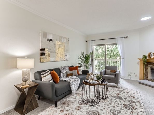 14547 NE 40th St J302, Bellevue WA 98007