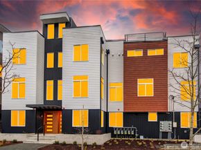 7560 43rd Avenue S, Seattle WA 98118