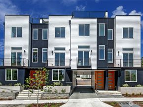 7560 43rd Avenue S, Seattle WA 98118