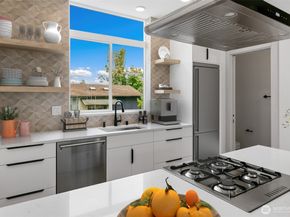 7560 43rd Avenue S, Seattle WA 98118