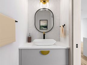 7560 43rd Avenue S, Seattle WA 98118