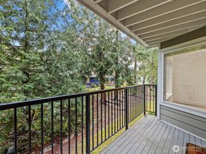 14334 126th Avenue NE B202, Kirkland WA 98034
