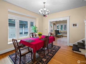 4616 Meridian Avenue N, Seattle WA 98103