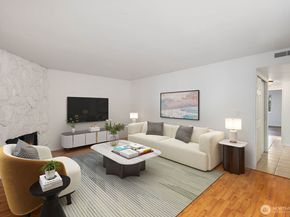 14510 124TH Avenue NE C28, Kirkland WA 98034