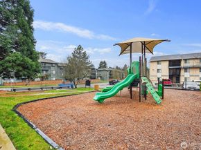 14510 124TH Avenue NE C28, Kirkland WA 98034