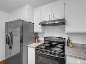 816 N 175th Street 2, Shoreline WA 98133