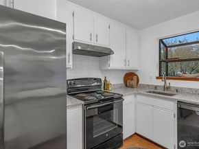 816 N 175th Street 2, Shoreline WA 98133