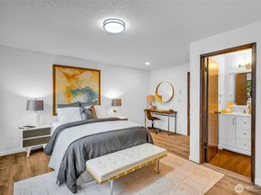 816 N 175th Street 2, Shoreline WA 98133