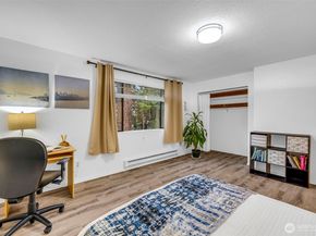 816 N 175th Street 2, Shoreline WA 98133