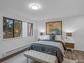 816 N 175th Street 2, Shoreline WA 98133