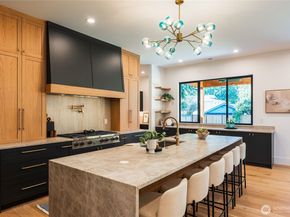 11419 109th Avenue NE, Kirkland WA 98033