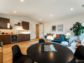 11419 109th Avenue NE, Kirkland WA 98033