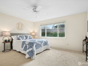 1807 NE 26th Place, Renton WA 98056