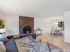 17714 160th Avenue SE, Renton WA 98058