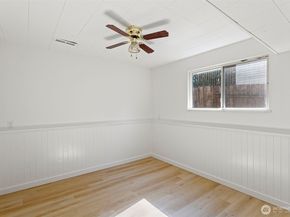 17714 160th Avenue SE, Renton WA 98058