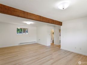 17714 160th Avenue SE, Renton WA 98058