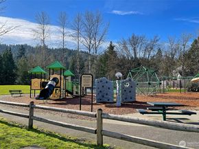 18912 SE 46th Way, Issaquah WA 98027