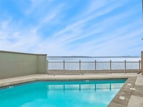 3717 Beach Drive SW 214, Seattle WA 98116