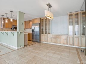 3717 Beach Drive SW 214, Seattle WA 98116