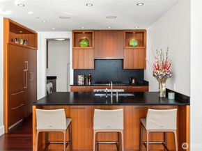 1521 2nd Avenue 2004, Seattle WA 98101