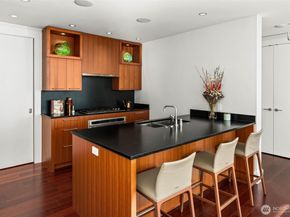 1521 2nd Avenue 2004, Seattle WA 98101