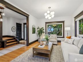 2419 2nd Avenue W, Seattle WA 98119