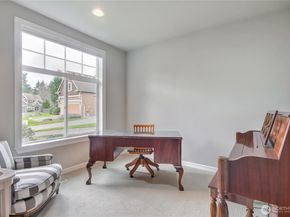 36424 10th Court SW, Federal Way WA 98023