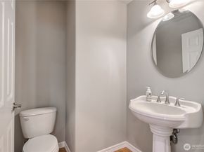 36424 10th Court SW, Federal Way WA 98023