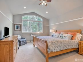 36424 10th Court SW, Federal Way WA 98023