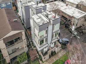 6539 4th Avenue NE B, Seattle WA 98115