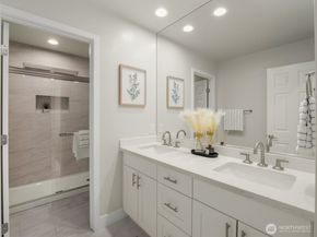 9512 213th Avenue NE, Redmond WA 98053