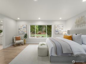 9512 213th Avenue NE, Redmond WA 98053