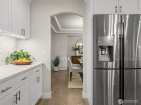 9512 213th Avenue NE, Redmond WA 98053