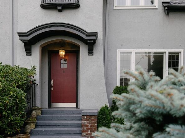 1812 10th Avenue E, Seattle WA 98102