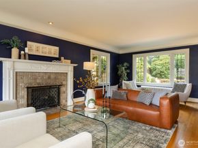 1812 10th Avenue E, Seattle WA 98102