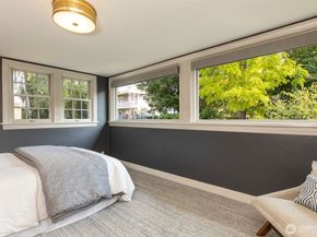 1812 10th Avenue E, Seattle WA 98102