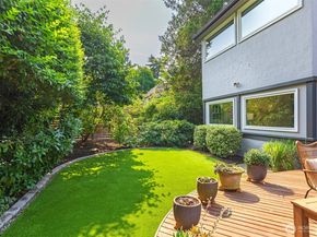 1812 10th Avenue E, Seattle WA 98102