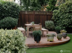 1812 10th Avenue E, Seattle WA 98102