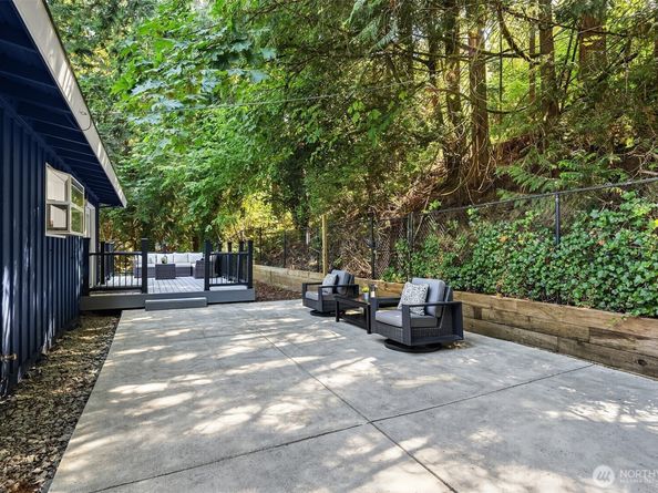 895 Wildwood Boulevard SW, Issaquah WA 98027