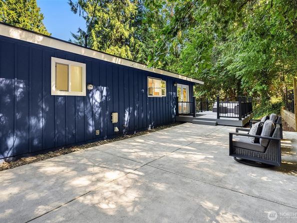 895 Wildwood Boulevard SW, Issaquah WA 98027